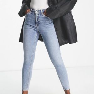 Topshop recycled cotton blend bleach skinny jeans (size 30)